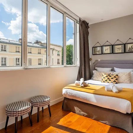 Huge And Bright 4bd For 10 Guests Sacre-coeur Apartment Paris